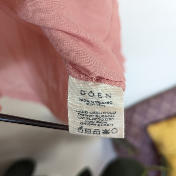 Doen | Jane Blouse | Pink - Picture 14 of 15